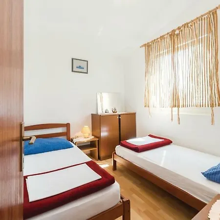 Apartman Ivanka Apartment *